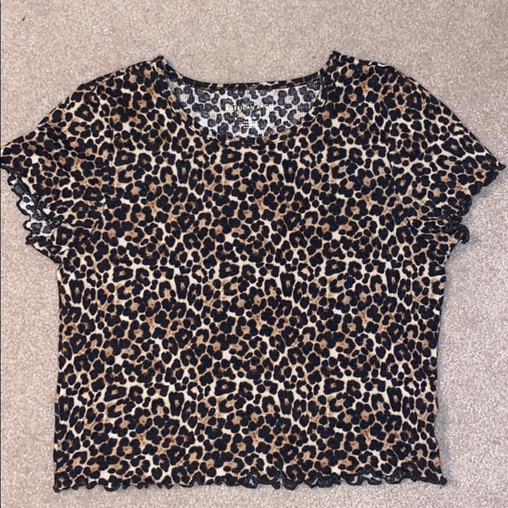 American Eagle Cropped T-shirt